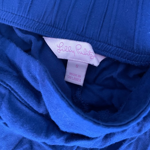 Lily Pulitzer cotton blue shorts, size S - Picture 2 of 2